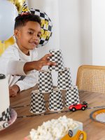 Pappbecher - Zielflagge - 220ml